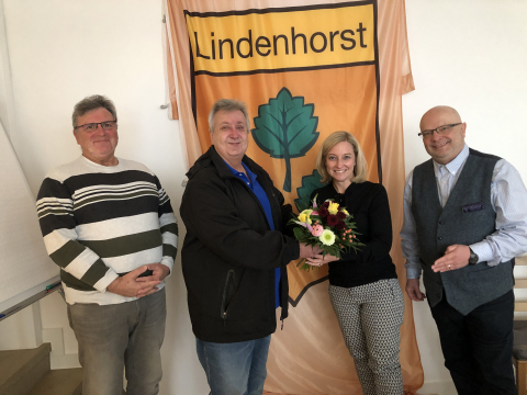 Übergabe des Ladenlokals an den Verein BergAuf