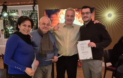 Aushändigung der Teilnahmebescheinigung