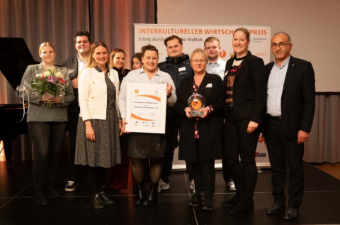 Interkultureller Wirtschaftspreis 2025 ging an TRD Reisen Fischer