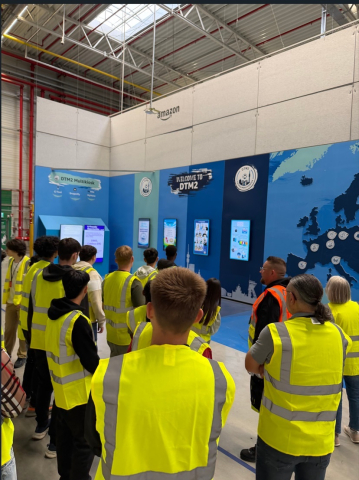 SuS der Gemeinschaftshauptschule Scharnhorst besuchen das Amazonlager